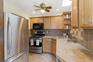 15 Roger Norton Pl, Cranford Township, NJ 07016 - Photo 7