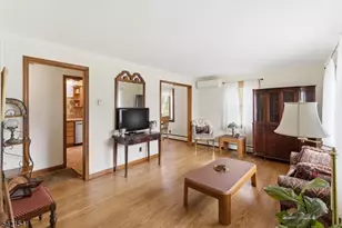 15 Roger Norton Pl, Cranford Township, NJ 07016 - Photo 3