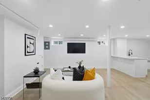 56 Diven St, Springfield, NJ 07081 - Photo 25