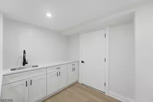 56 Diven St, Springfield, NJ 07081 - Photo 29