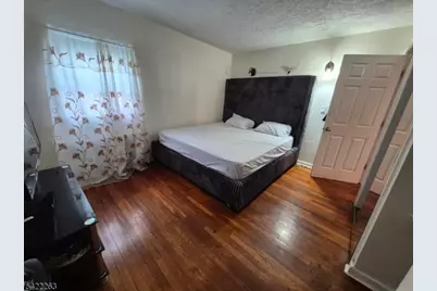 66 Independence Dr, Roselle, NJ 07203 - Photo 17