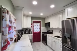 66 Independence Dr, Roselle, NJ 07203 - Photo 21