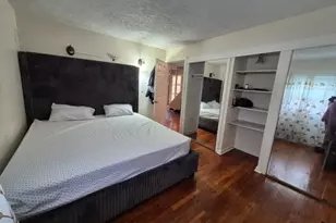 66 Independence Dr, Roselle, NJ 07203 - Photo 19