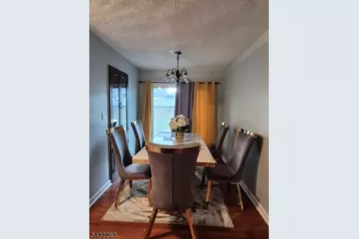 66 Independence Dr, Roselle, NJ 07203 - Photo 7