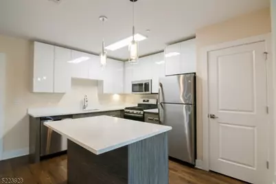 479 Valley St #104, Maplewood, NJ 07040 - Photo 3