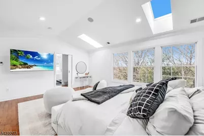 10 Skyview Dr, North Haledon, NJ 07508 - Photo 21