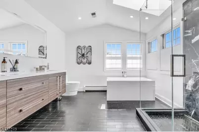 10 Skyview Dr, North Haledon, NJ 07508 - Photo 23