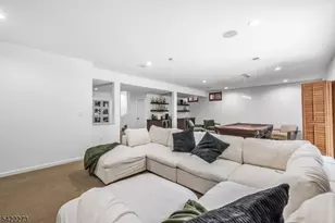 10 Sky View Dr, North Haledon, NJ 07508 - Photo 39