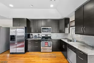 46 Barbara St, Newark, NJ 07105 - Photo 25