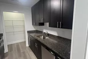 100 Liberty Village Dr, Warren Township, NJ 07059 - Photo 9