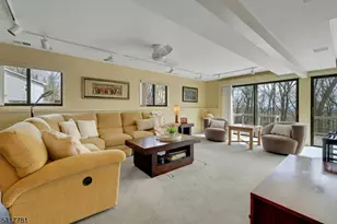 6 Lynnfield Dr, Morris Township, NJ 07960 - Photo 9