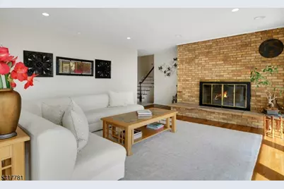 6 Lynnfield Dr, Morris Township, NJ 07960 - Photo 5