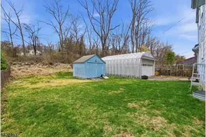 52 Red Twig Trl, Bloomingdale, NJ 07403 - Photo 23