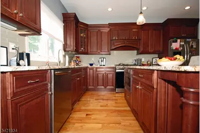 30 Capner St, Flemington, NJ 08822 - Photo 7