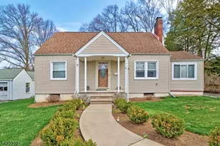 11 Barnida Dr, East Hanover Township, NJ 07936 - Photo 1