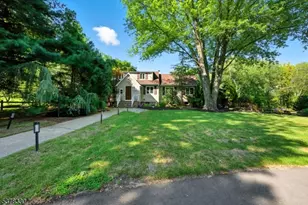 511 Burlington Rd, Freehold Township, NJ 07728 - Photo 3