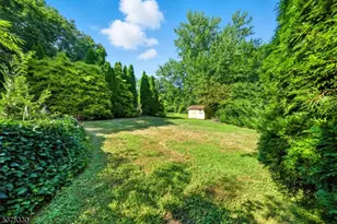 511 Burlington Rd, Freehold Township, NJ 07728 - Photo 39