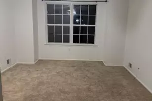 1026 Castle Rd, Mahwah Twp., NJ 07430 - Photo 9