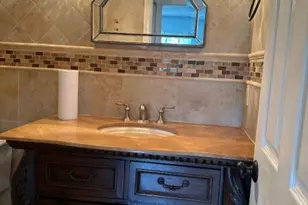 1026 Castle Rd, Mahwah Twp., NJ 07430 - Photo 15