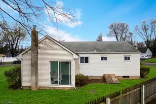 18 Dickerson Mine Rd, Mine Hill, NJ 07803 - Photo 5