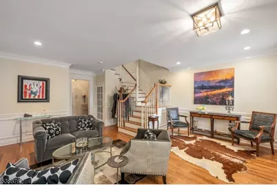 23 Community Pl, Morristown, NJ 07960 - Photo 5