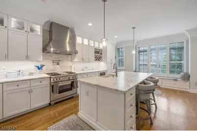 23 Community Pl, Morristown, NJ 07960 - Photo 13