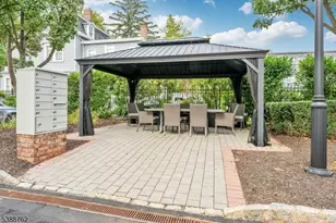 23 Community Pl, Morristown, NJ 07960 - Photo 29