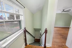 612 Laurel Ave, Roselle Park, NJ 07204 - Photo 9