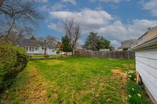 612 Laurel Ave, Roselle Park, NJ 07204 - Photo 25