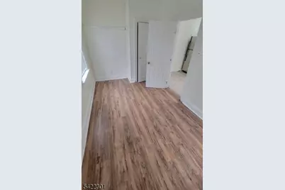 569 Morris St, Orange, NJ 07050 - Photo 5