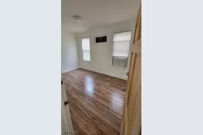 569 Morris St, Orange, NJ 07050 - Photo 7