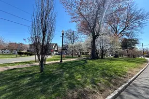 118 Lexington Ave, Bloomfield Twp., NJ 07003 - Photo 35