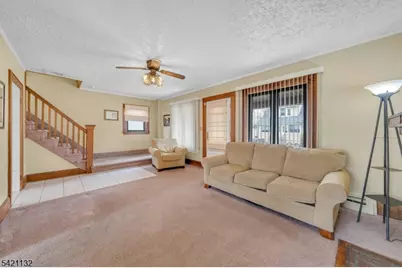 118 Lexington Ave, Bloomfield Twp., NJ 07003 - Photo 5