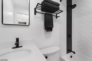 13 Village Way, Vernon Twp., NJ 07462 - Photo 19