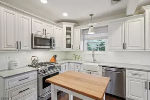 275 Woodland Ave, Summit, NJ 07901 - Photo 9