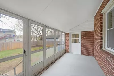 32 N 7th Ave, Manville, NJ 08835 - Photo 7