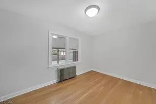 32 N 7th Ave, Manville, NJ 08835 - Photo 9