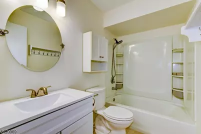 105 Newark Pompton Tpke #C24, Pequannock Township, NJ 07440 - Photo 19