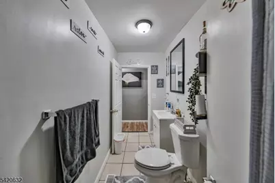 300 Chambers St, Phillipsburg, NJ 08865 - Photo 31