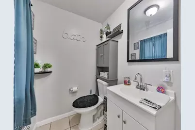 300 Chambers St, Phillipsburg, NJ 08865 - Photo 17