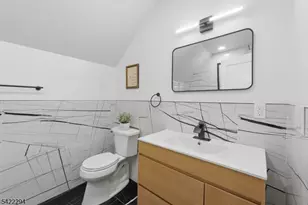 82 Grove St, Montclair, NJ 07042 - Photo 27