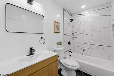 82 Grove St, Montclair, NJ 07042 - Photo 31