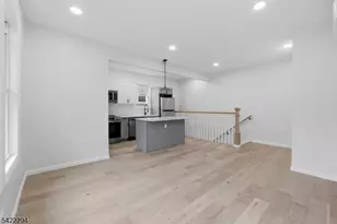 82 Grove St, Montclair, NJ 07042 - Photo 35