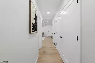 82 Grove St, Montclair, NJ 07042 - Photo 21