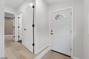 82 Grove St, Montclair, NJ 07042 - Photo 33