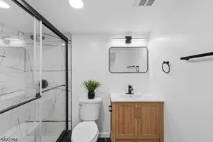 82 Grove St, Montclair, NJ 07042 - Photo 19