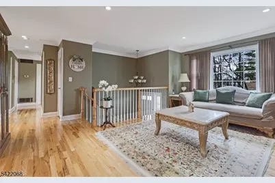 760 Summit Rd, Union Township, NJ 07083 - Photo 3