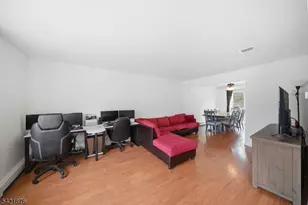 28 Village Dr, Hamburg, NJ 07419 - Photo 7