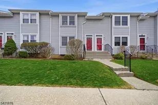 28 Village Dr, Hamburg, NJ 07419 - Photo 1