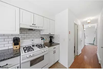 28 Village Dr, Hamburg, NJ 07419 - Photo 13